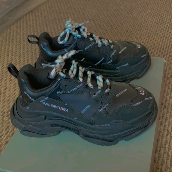 balanciagas for sale - Picture 3 of 3